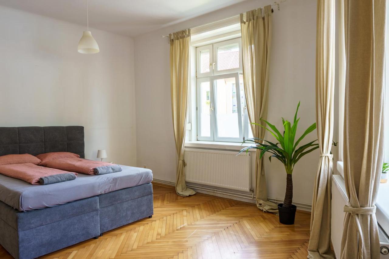 Central Living Apartments - Schoenbrunn Vienna Exterior photo