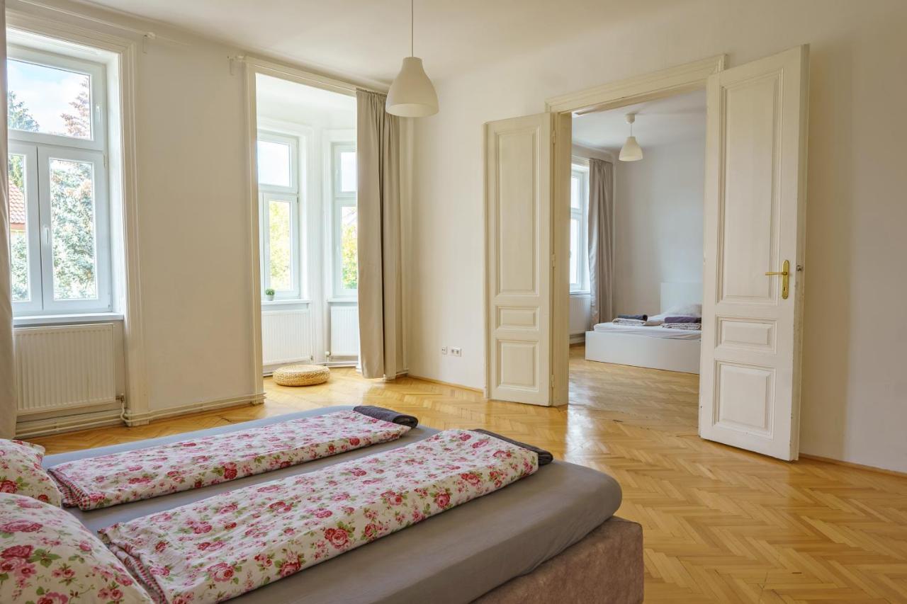 Central Living Apartments - Schoenbrunn Vienna Exterior photo