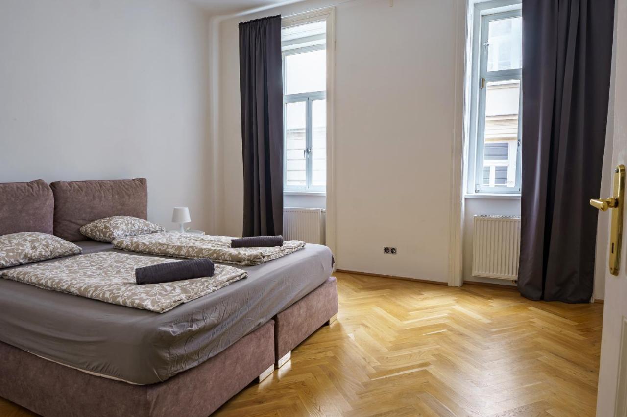 Central Living Apartments - Schoenbrunn Vienna Exterior photo